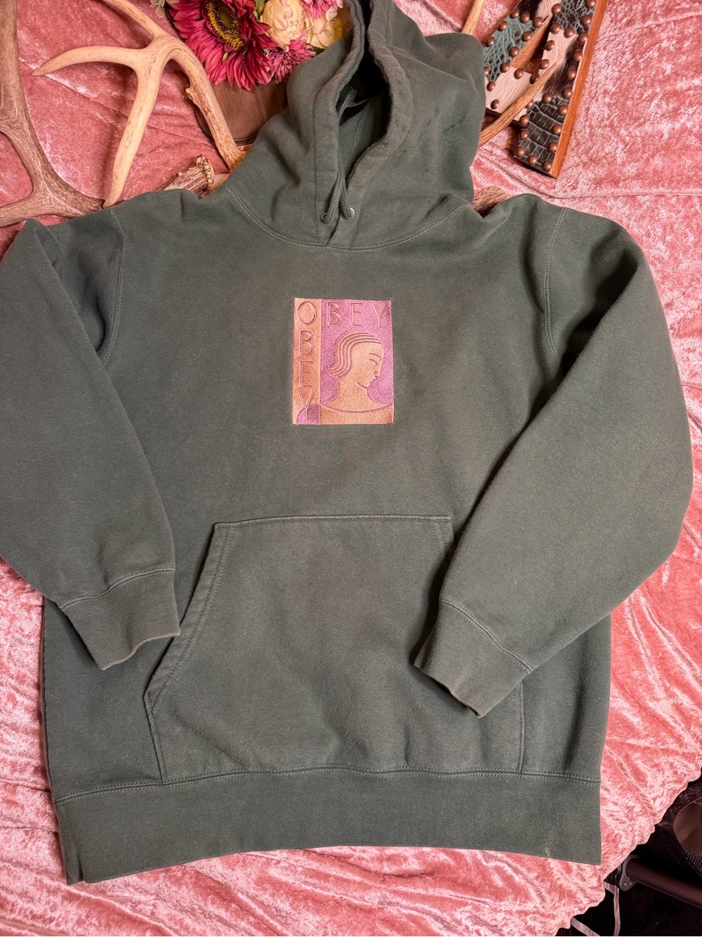 OBEY Size S Olive Green Embroidered Portrait Graphic Pullover Hoodie
